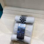 photo_5951574648254303733_w